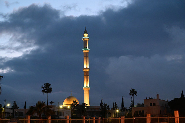 Mosques in the Kingdom will remain closed to the public during the fasting month of Ramadan amid the coronavirus crisis, according to the Awqaf Ministry (Photo by Amjad Ghsoun)